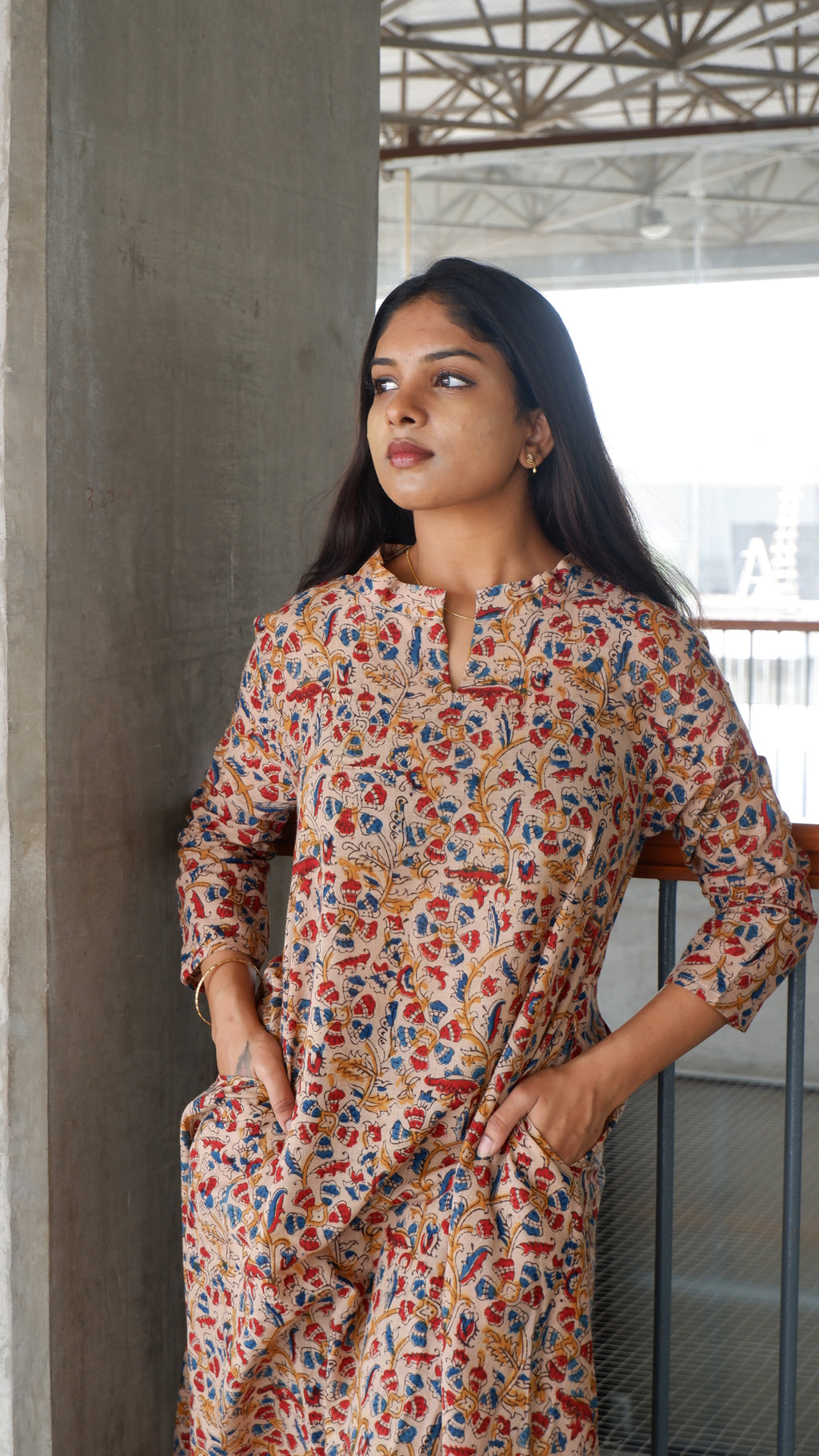 Cream Floral Kalamkari A-line Long Kurta